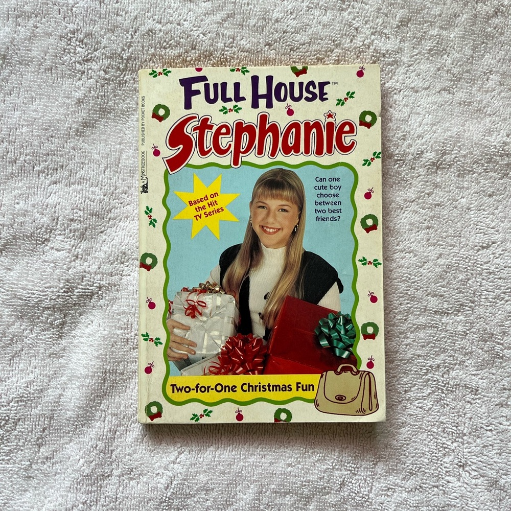 Full House Stephanie Book with Christmas Theme